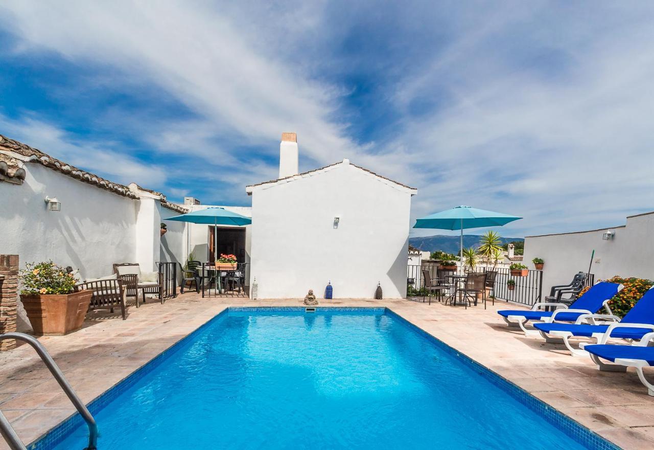 Casa Mundo - 16Th Century Traditional White Village House With Pool Pinos del Valle Екстер'єр фото