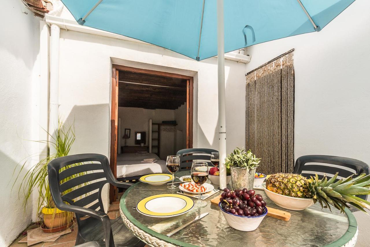 Casa Mundo - 16Th Century Traditional White Village House With Pool Pinos del Valle Екстер'єр фото