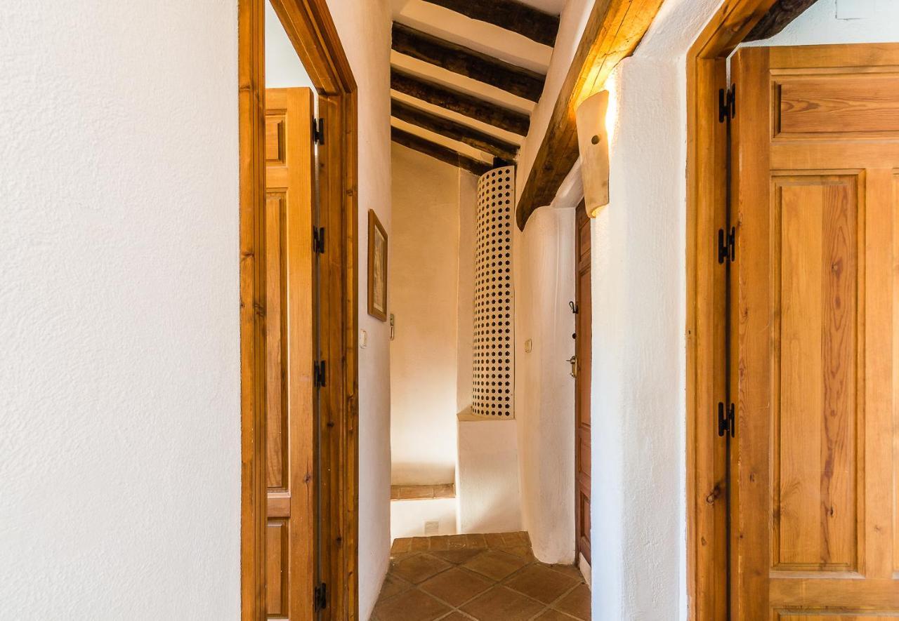 Casa Mundo - 16Th Century Traditional White Village House With Pool Pinos del Valle Екстер'єр фото